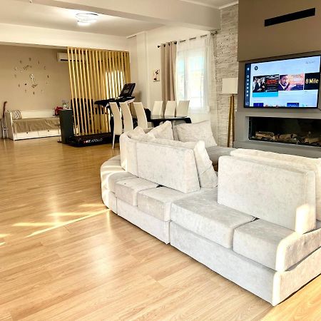 Cozy Apartment With Parking Near The City Center Athens Ngoại thất bức ảnh