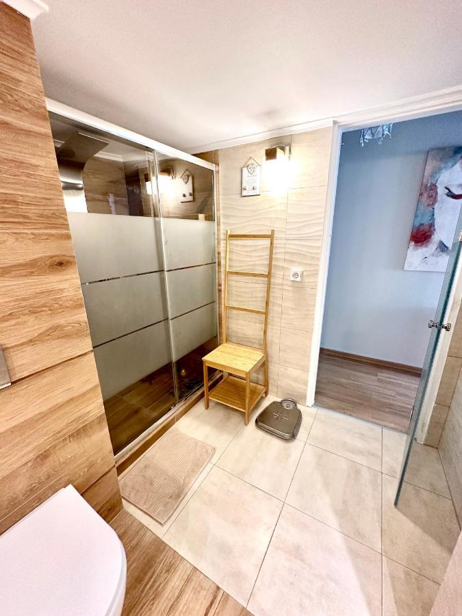 Cozy Apartment With Parking Near The City Center Athens Ngoại thất bức ảnh