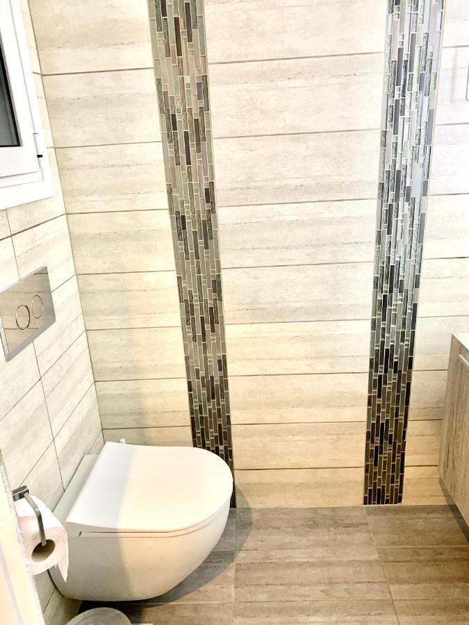 Cozy Apartment With Parking Near The City Center Athens Ngoại thất bức ảnh