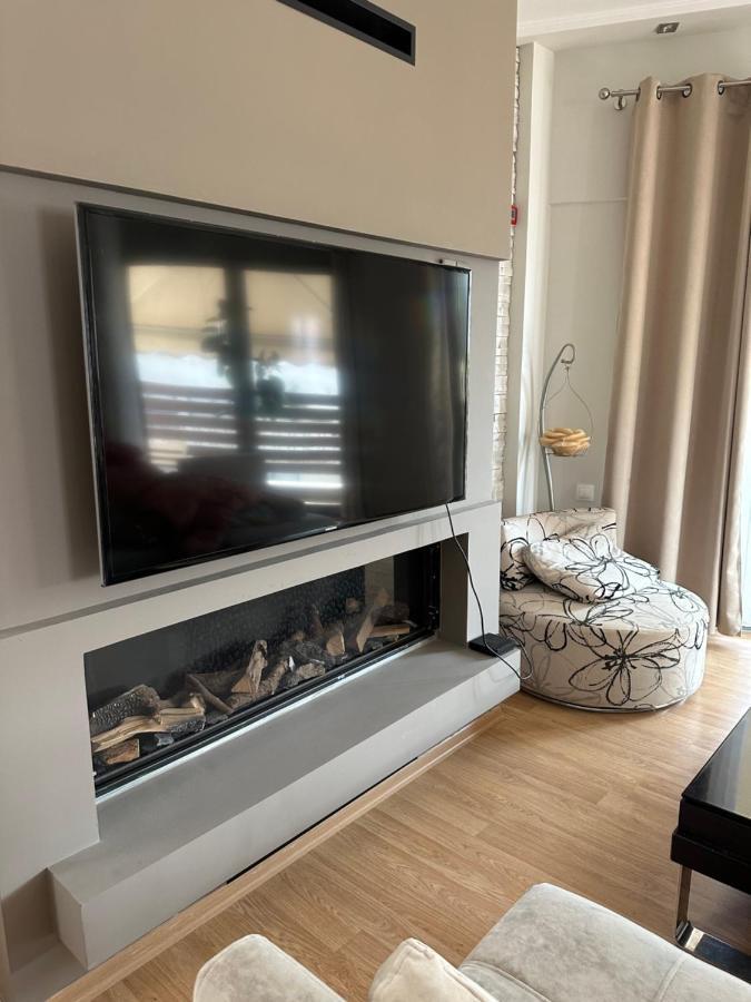 Cozy Apartment With Parking Near The City Center Athens Ngoại thất bức ảnh